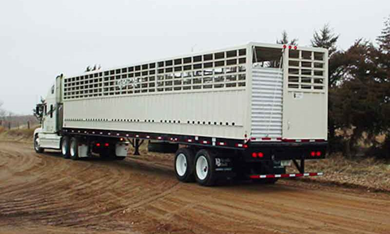 53 floor livestock trailer